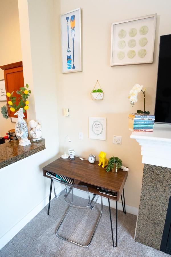 Top Floor Water View Oasis Near Space Needle & Cruise ซีแอตเทิล ภายนอก รูปภาพ